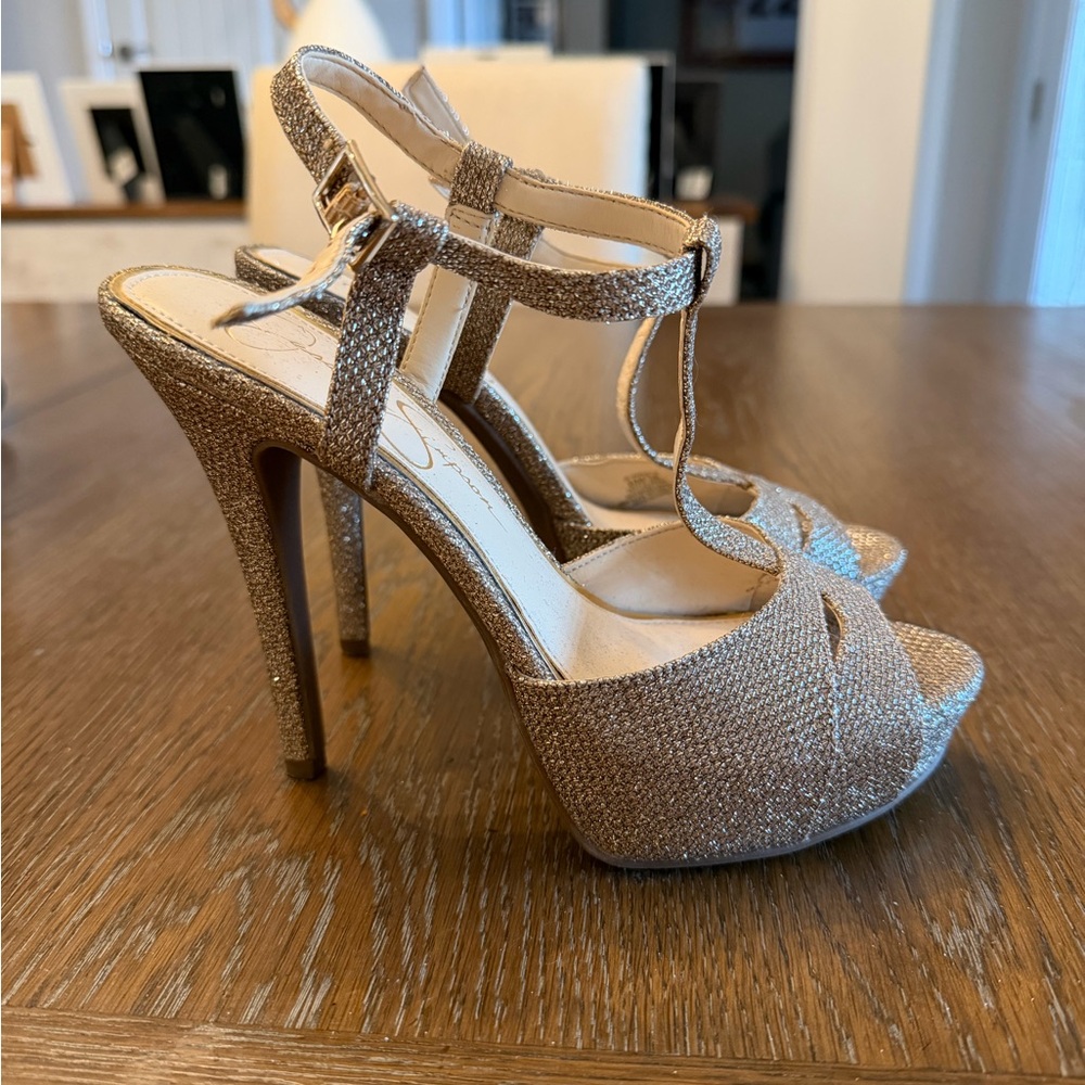 Jessica Simpson Gold T-Strap Heels - Picture 3 of 5